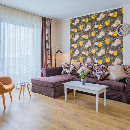 Gardenia Beach Palace Aparthotel Поморие Экстерьер фото